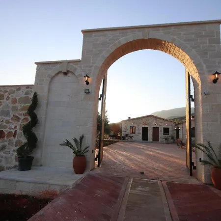 Villa Acropolis *