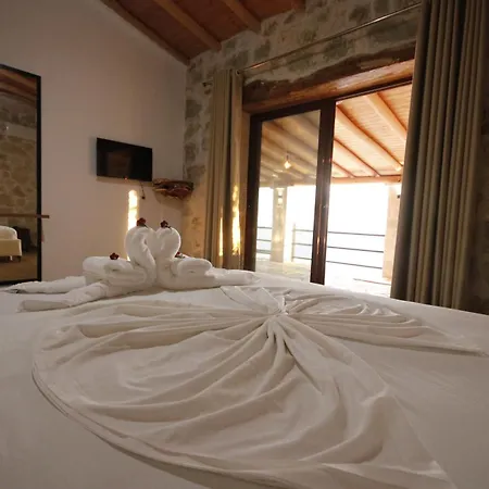 Villa Acropolis *