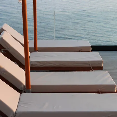 Acropolis Βίλα